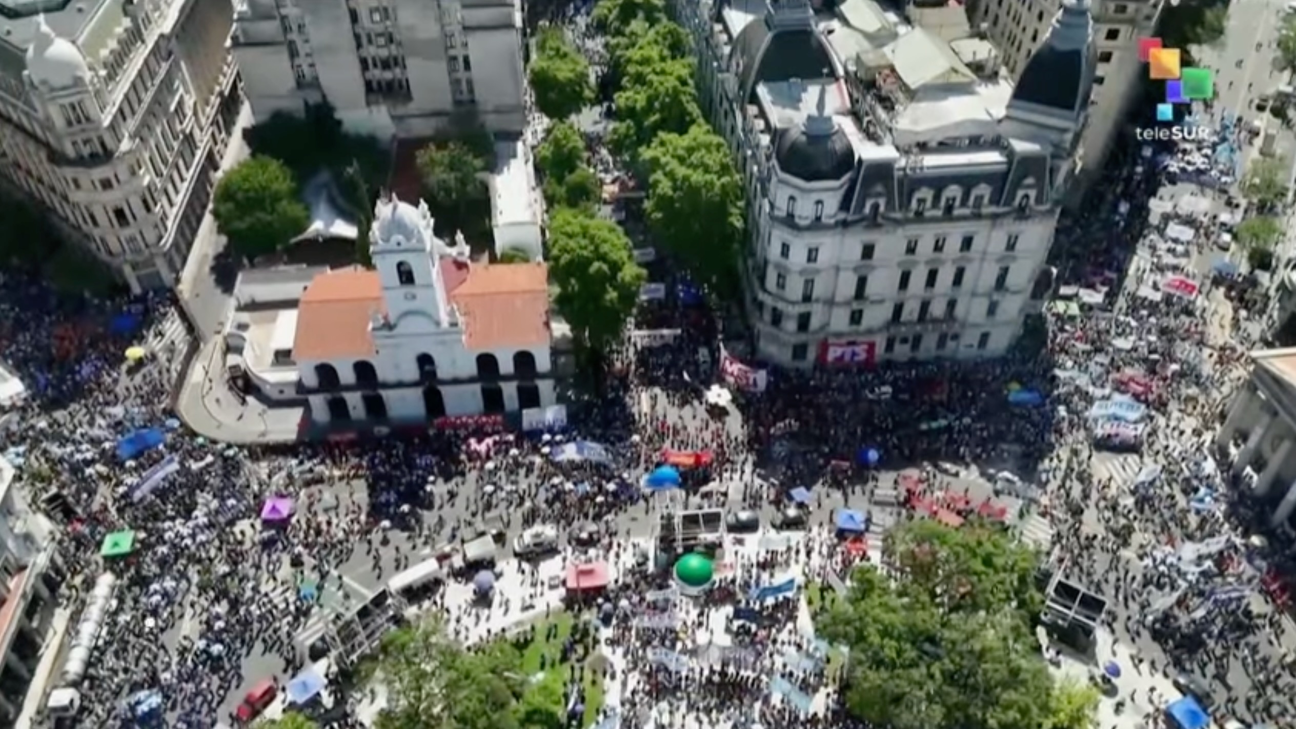 General Confederation of Labor and the United Trade Union Front announced a nationwide 24‑hour general strike in Argentina on February 19