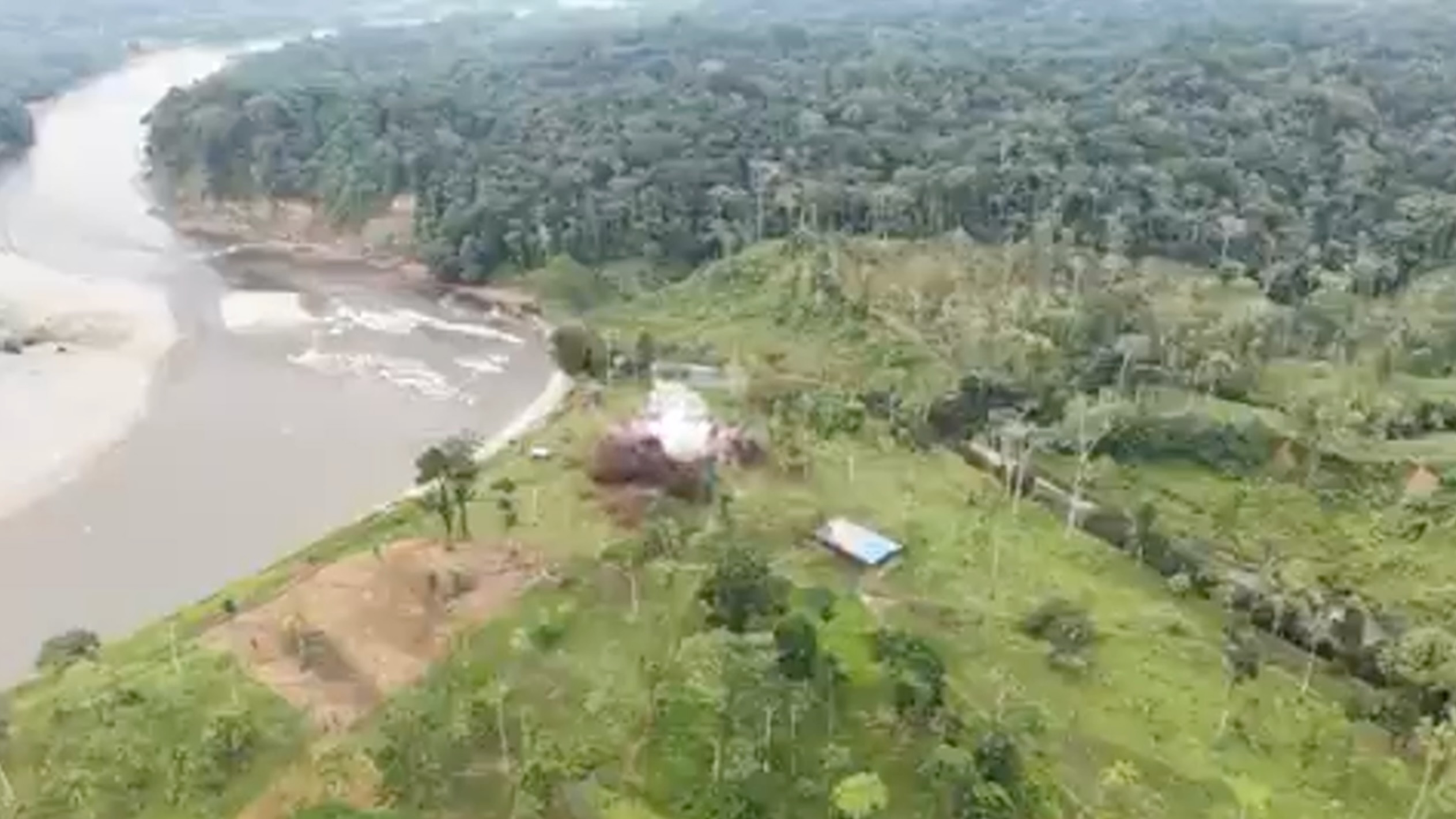 Dairy farm in Ecuador bombed by US-Ecuador