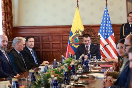 Ecuadorian President Daniel Noboa meets with Marco Rubio at the White House (1) Ecuadorian President Daniel Noboa meets with Marco Rubio at the White House (1)