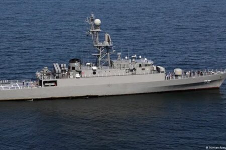 Iranian-warship-docking-in-India Iranian-warship-docking-in-India