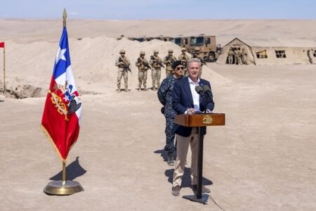 Kast visits a militarized site near border Kast visits a militarized site near border