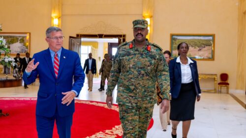 Retired US Army General Michael Flynn and Ugandan General Muhoozi Kainerugaba (1)