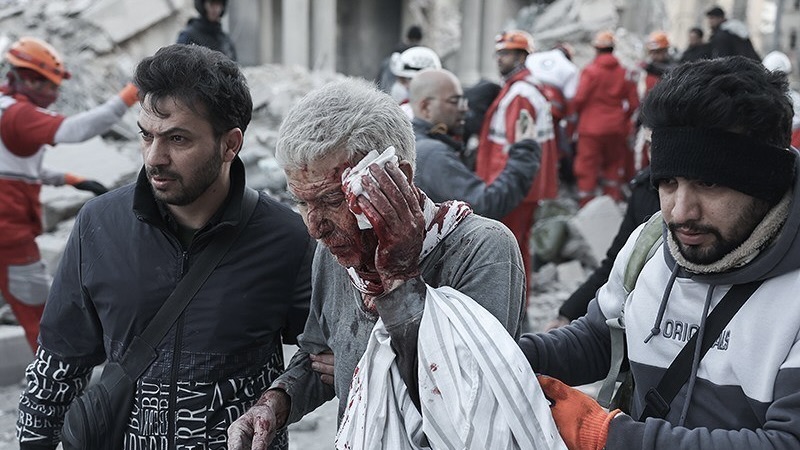 US-Israeli strikes on Tehran’s Enqelab Square