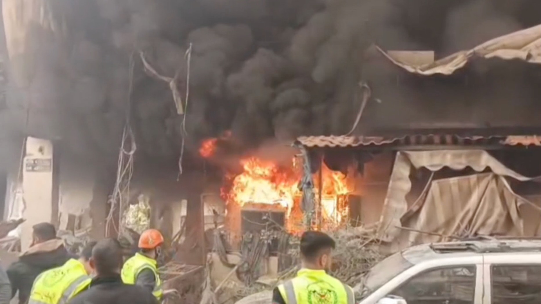 Israeli airstrikes in Lebanon continue despite regional ceasefire efforts