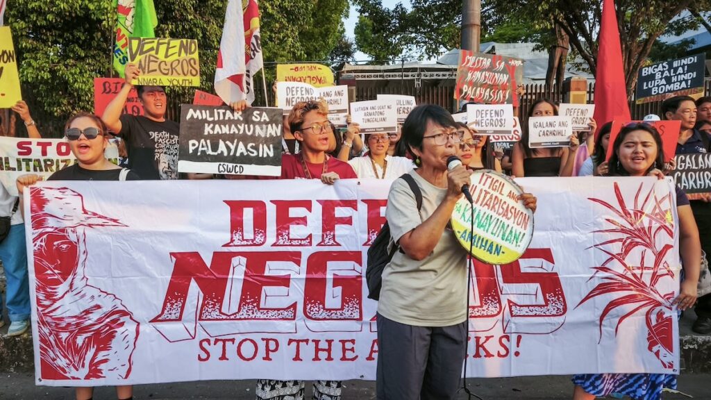 19 killed by Philippine army, including two US citizens : Peoples Dispatch