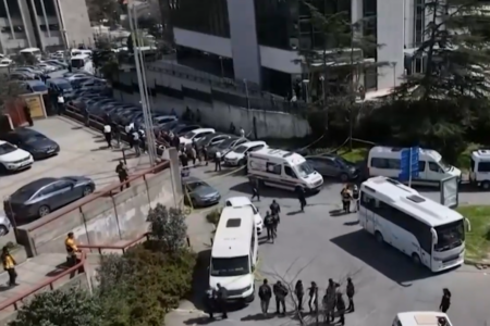 Shooting outside Israeli consulate in Istanbul Emergency vehicles outside Israeli consulate in Istanbul