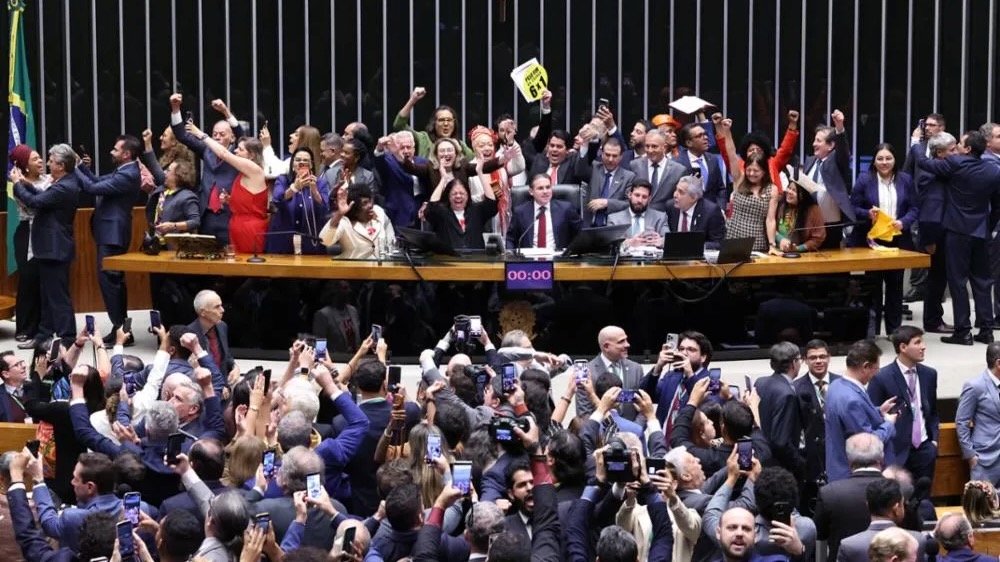 Brazil chamber approves 6x1 work schedule