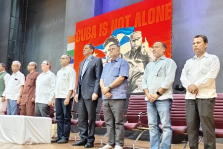 Cuba India solidarity 2 Cuban Foreign Minister Bruno Rodríguez flanked by representatives of left parties in India. Photo: CPI(M)