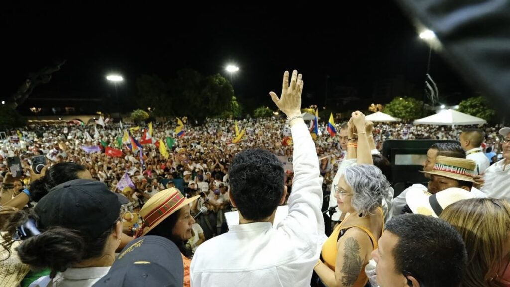 Iván Cepeda campaign rally Colombia